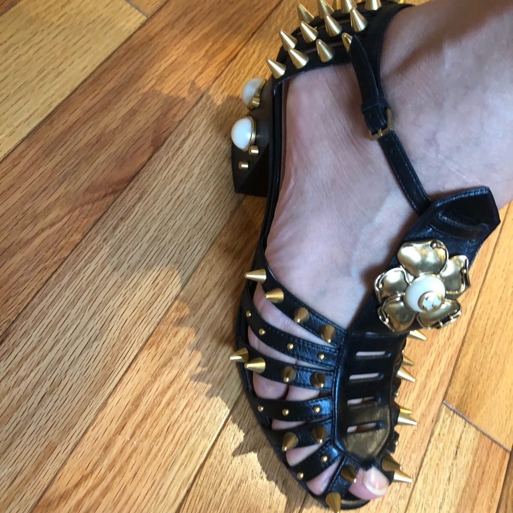 Special Addition Gucci Sandals